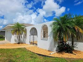 featured image of 1379 Cambridge Dr