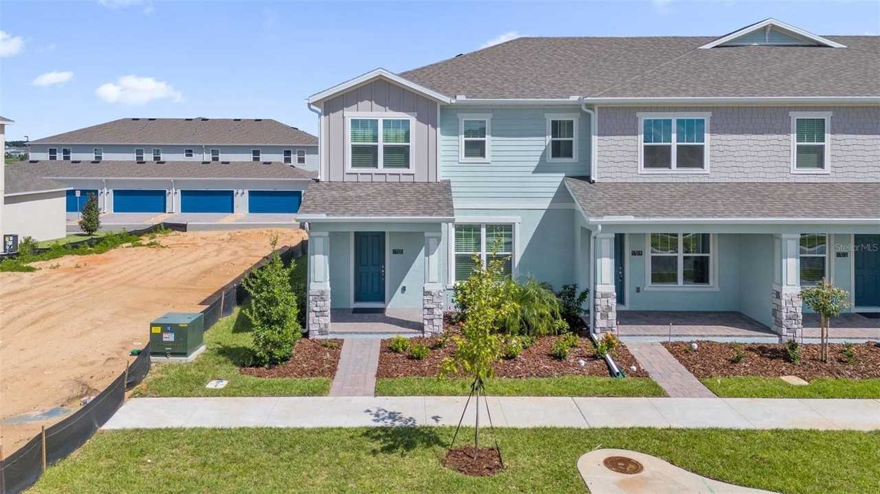 17025 Haggerty Hollow Dr - Photo 3 of 20