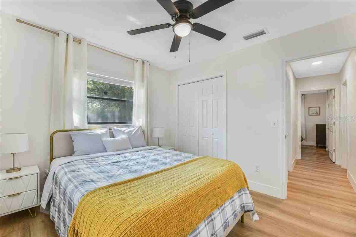 1003 Engman St - Photo 7 of 27