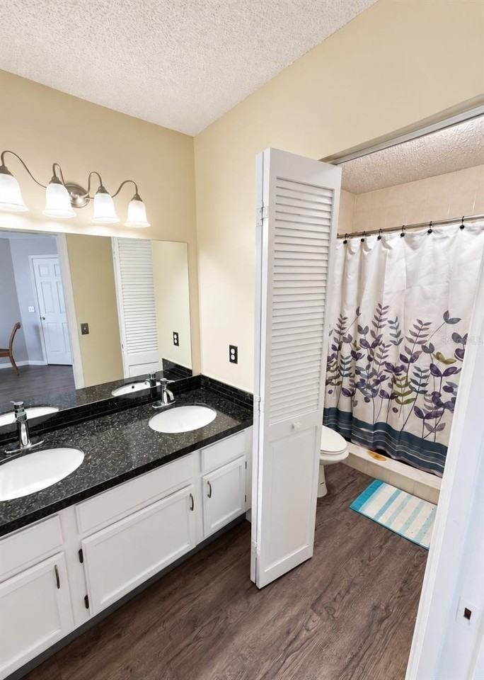 440 Berwick Cir #2 - Photo 3 of 7