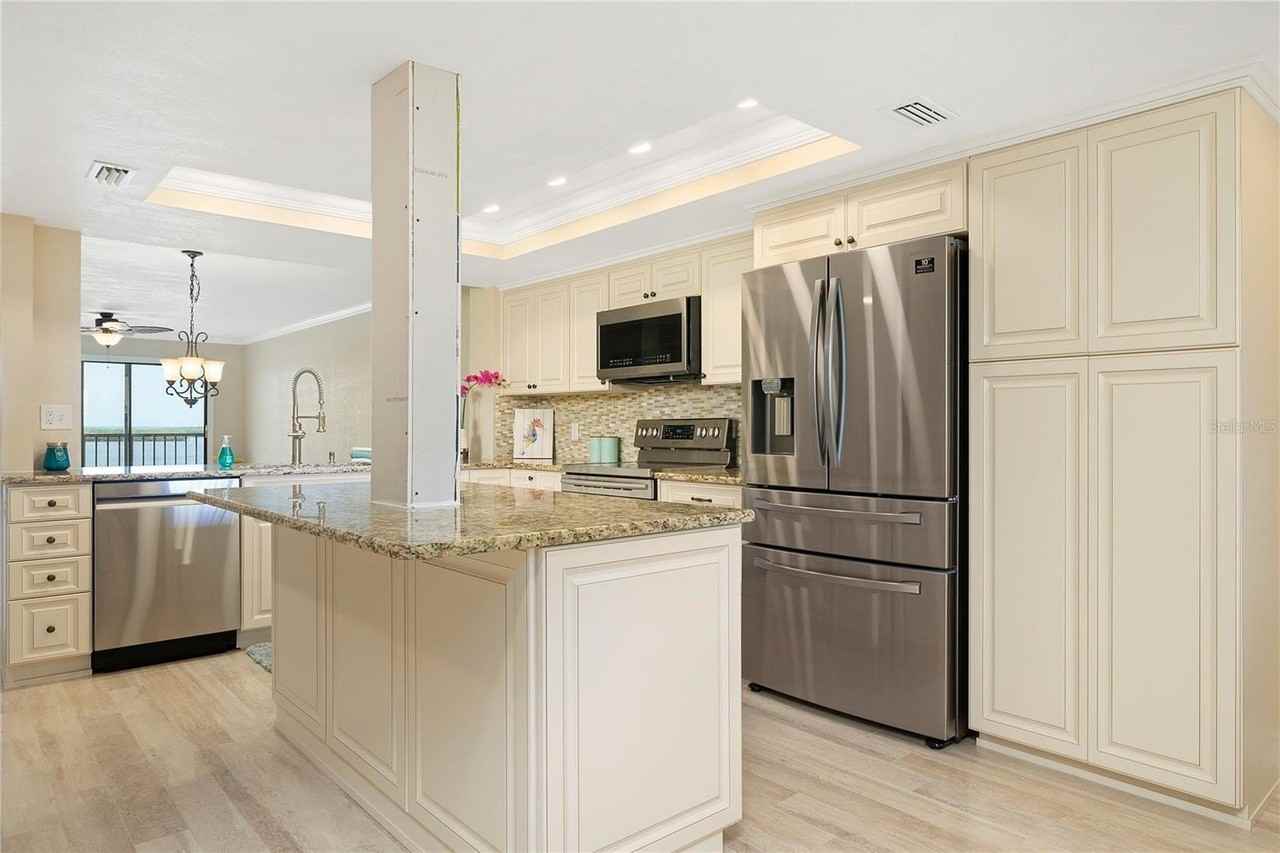 4650 Bay Blvd #1025 - Photo 5 of 50