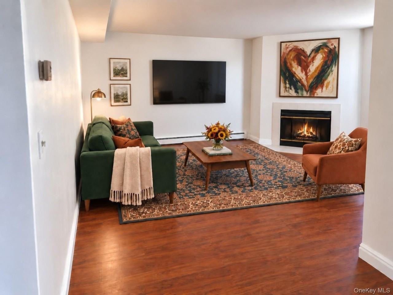 14 Lexington Hl #2 - Photo 3 of 9