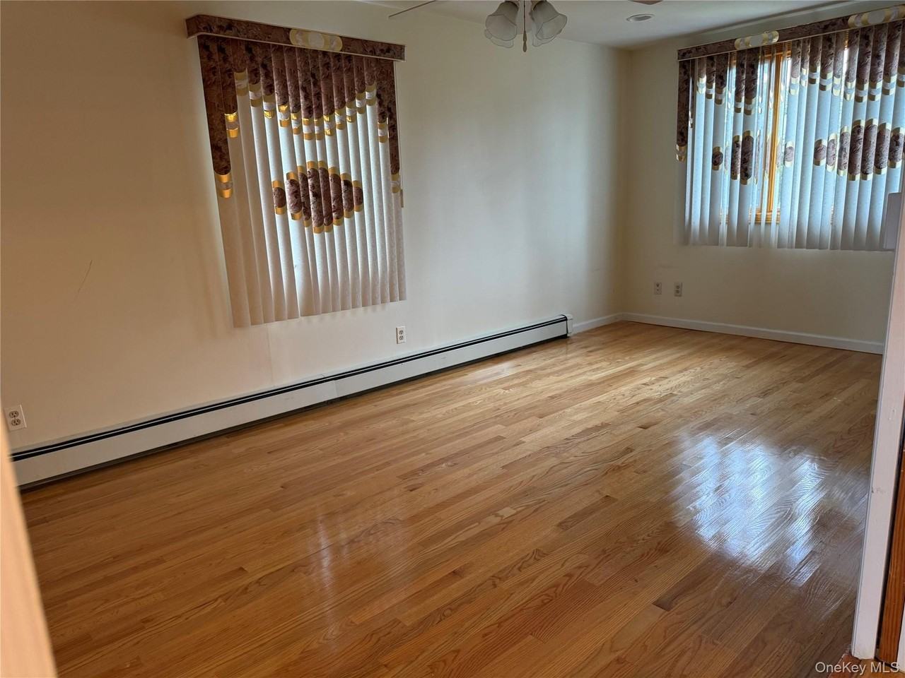 99 East St - Photo 2 of 14