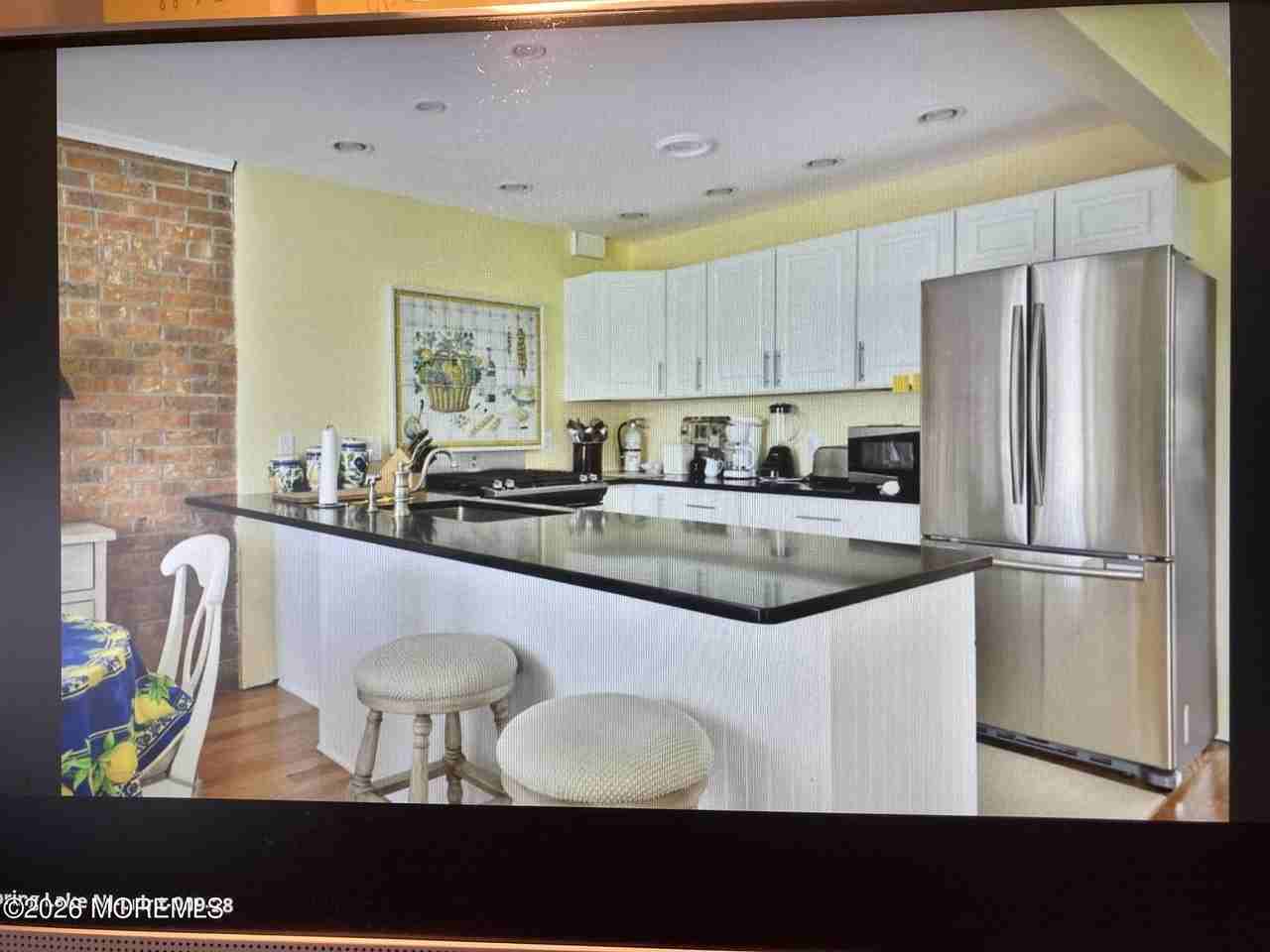 50 Linden Ct - Photo 4 of 12