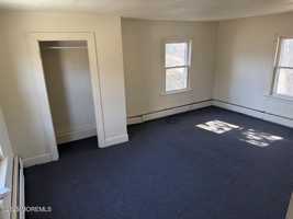 featured image of 624 Main St