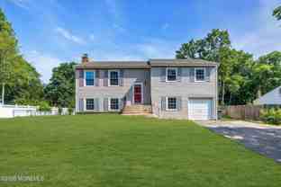173 Stowe St - Photo 1 of 1
