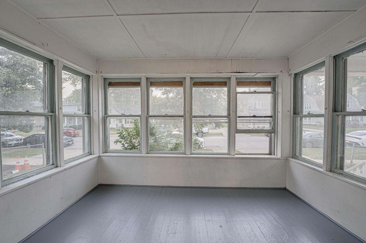 523 Grand Ave #1 - Photo 2 of 17