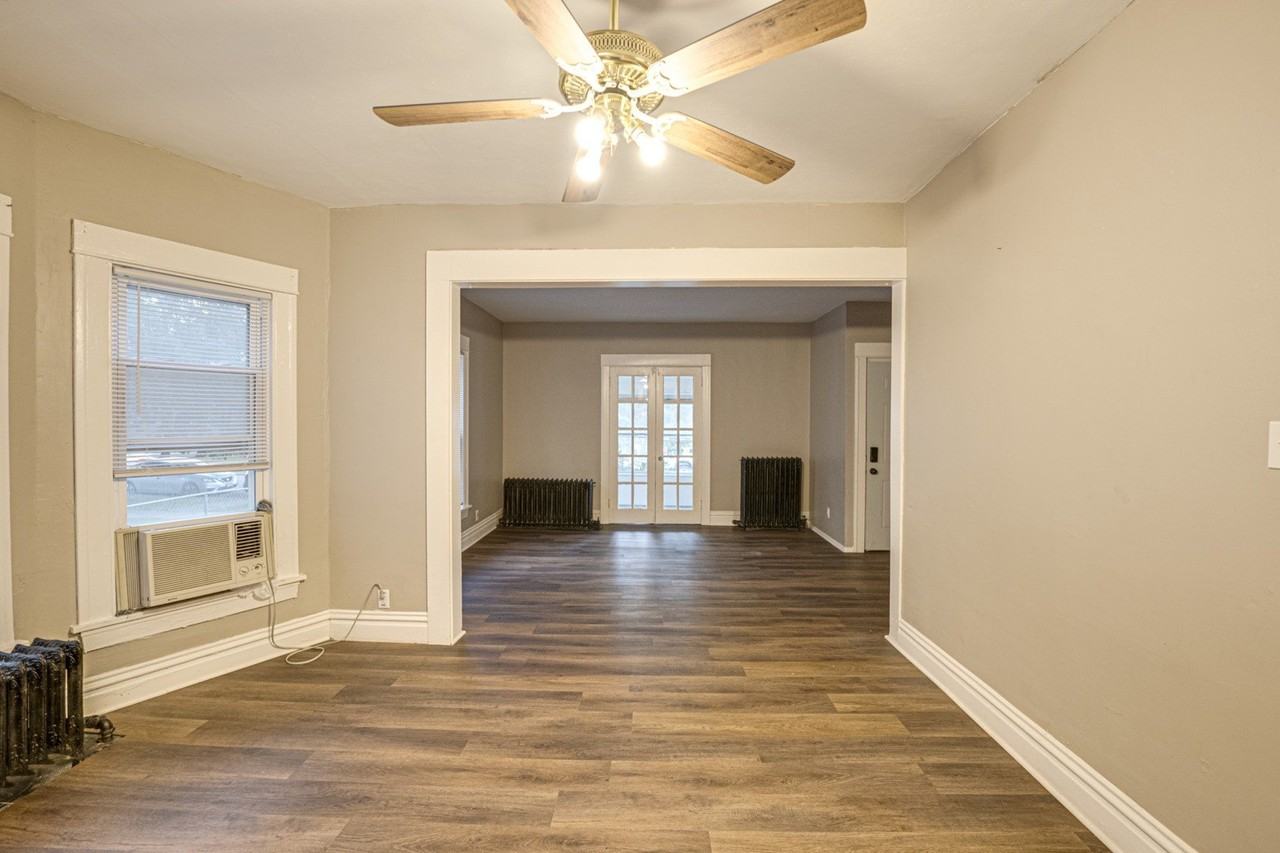 523 Grand Ave #1 - Photo 5 of 17