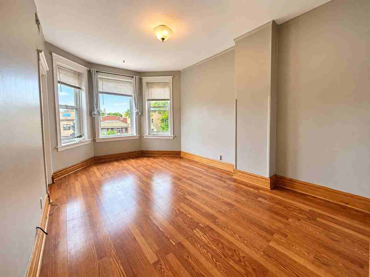 3347 S Emerald Ave #2 - Photo 2 of 13