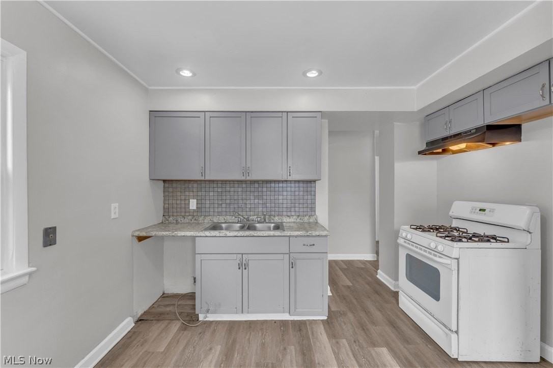 19233 Stafford Ave - Photo 6 of 22