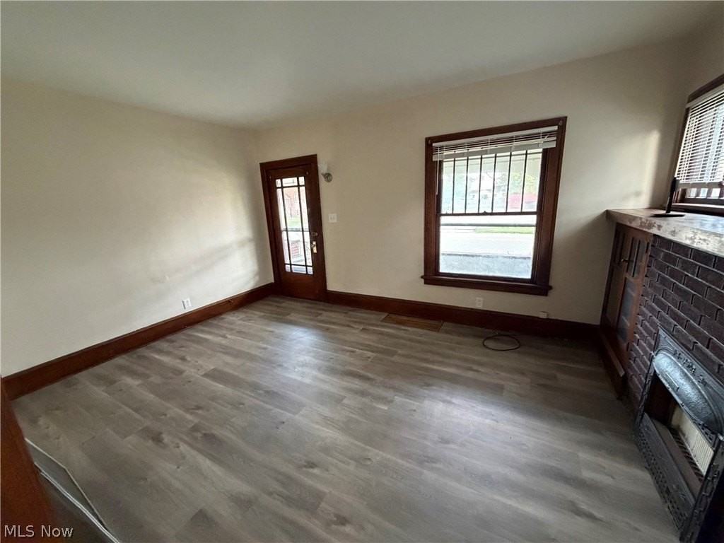 1023 Harrison Ave Sw #1023 - Photo 2 of 10