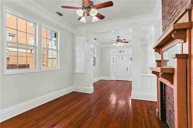 3324 Baudin St - Photo 3 of 11