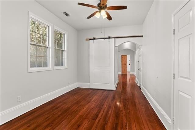 3324 Baudin St - Photo 7 of 11