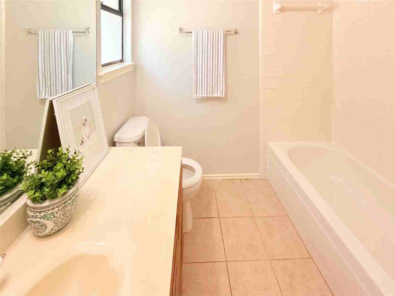 1401 Marigold Dr - Photo 7 of 13