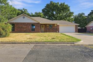 featured image of 607 E Water St