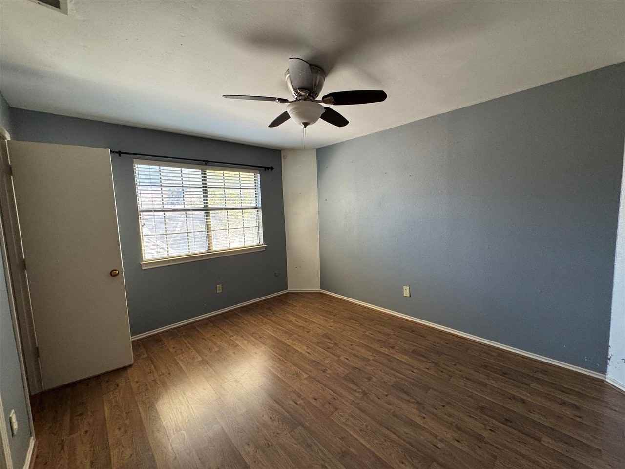 3509 Steven Dr - Photo 3 of 24