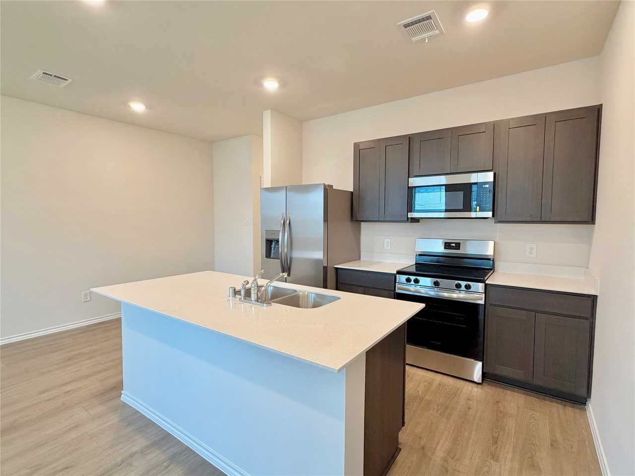 127 Tall Cedar Way - Photo 5 of 21
