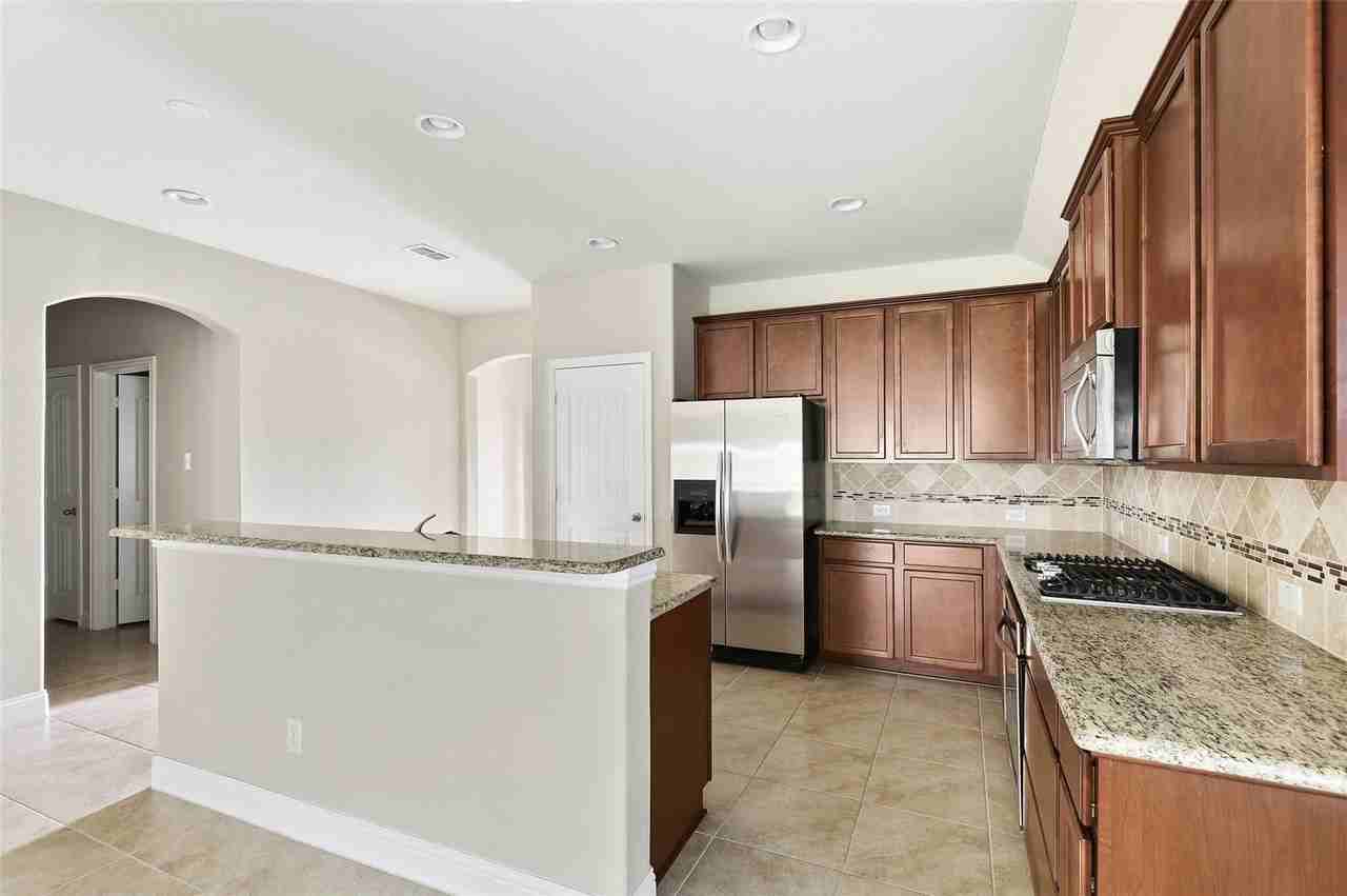808 Kinghaven Dr - Photo 7 of 23