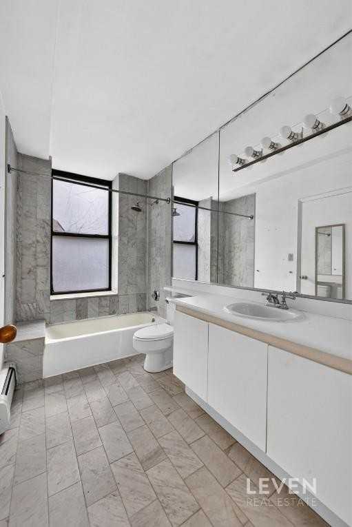 317 W 95th St - Photo 5 of 8