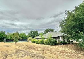 16235 Red Wood Cir W - Photo 1 of 1