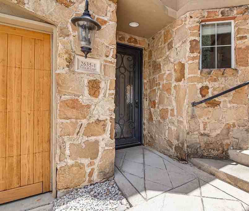2635 Villa Di Lago #1 - Photo 3 of 23