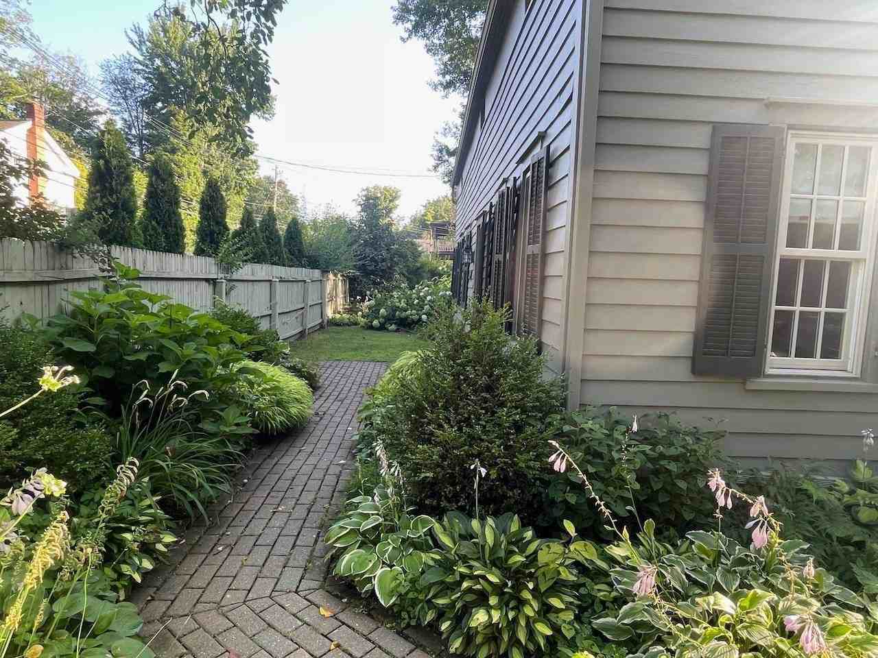 2415 Salt Point Tpke - Photo 3 of 23