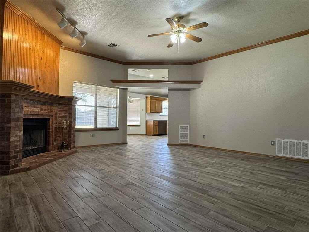 13320 Cayman Ln - Photo 2 of 17