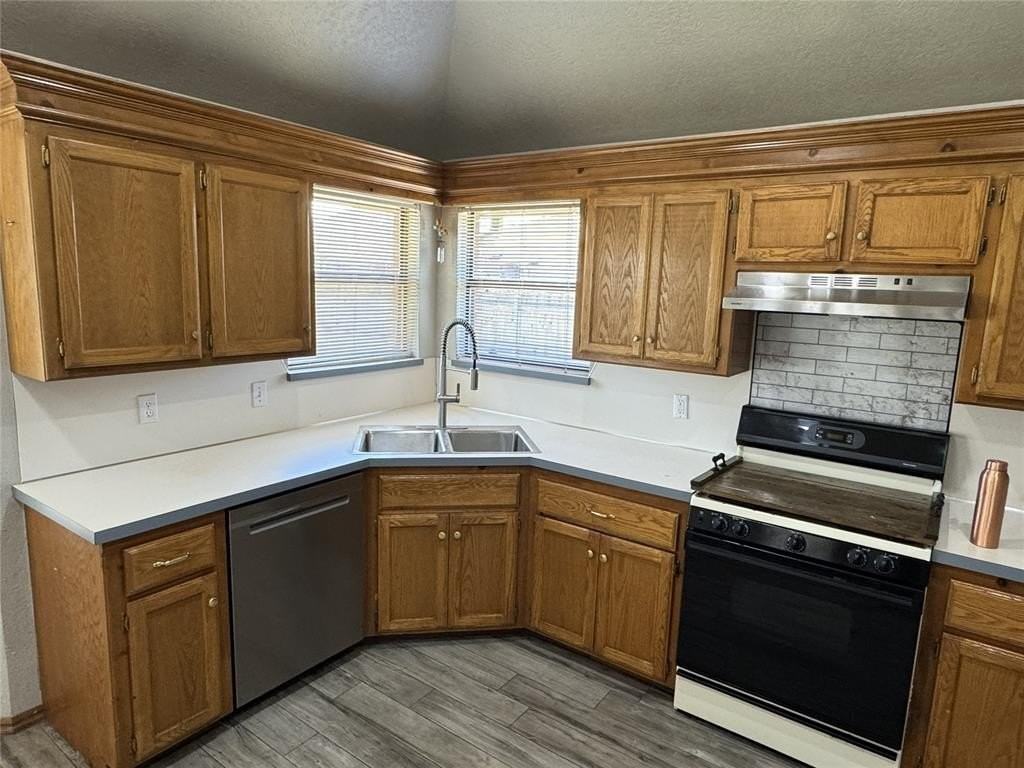 13320 Cayman Ln - Photo 5 of 17