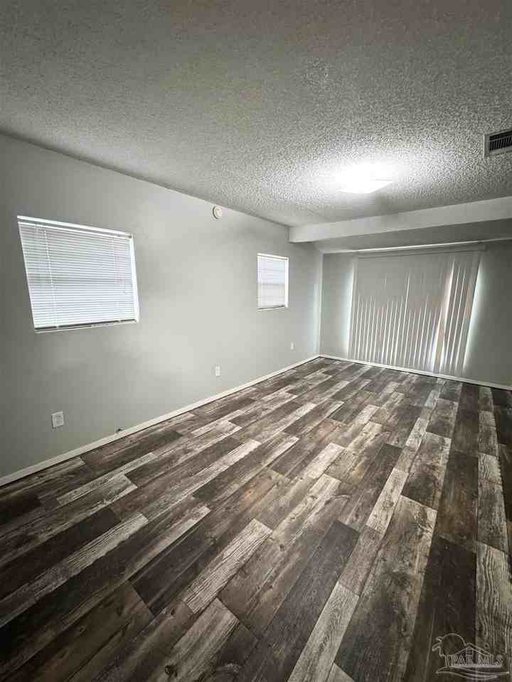 4516 Charmonte Way - Photo 4 of 18