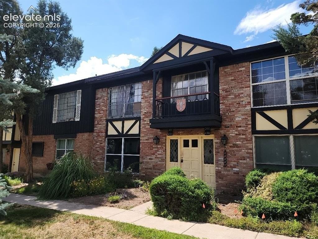 2902 Airport Rd #131