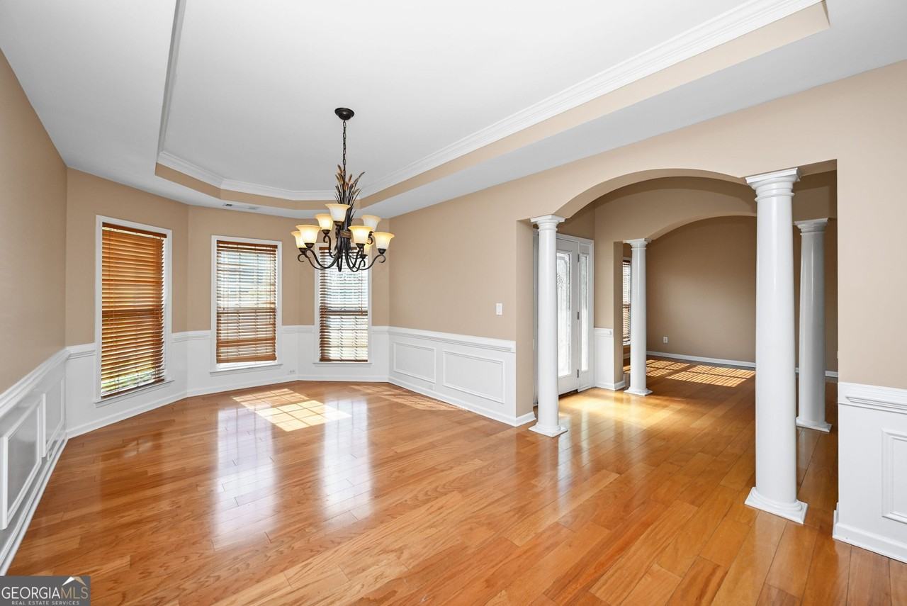 317 Granite Way - Photo 7 of 38