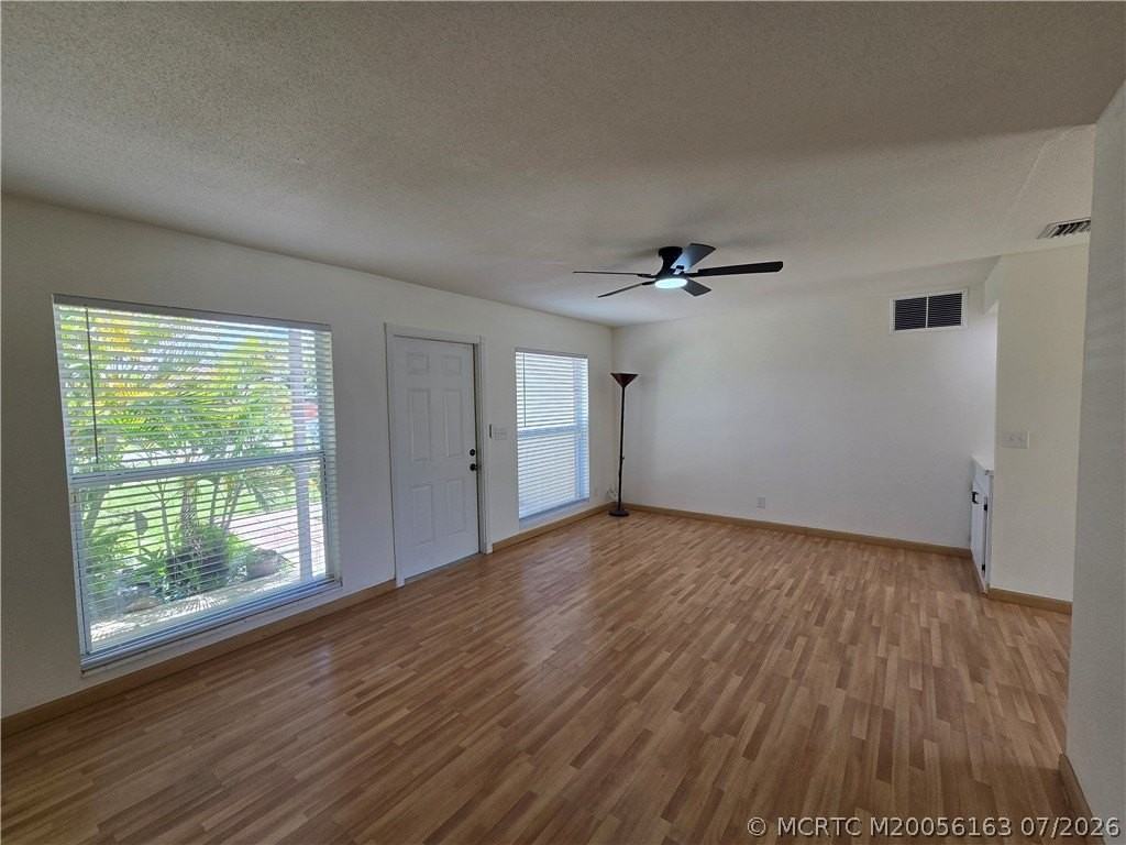 2648 Rockcrest Ct - Photo 7 of 47