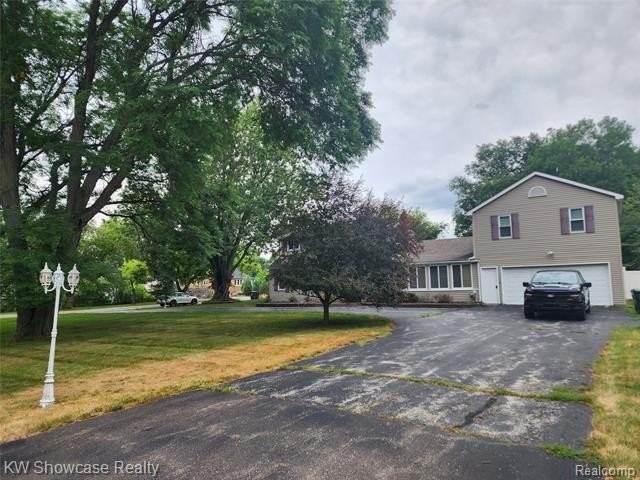 3913 Donley Ave - Photo 3 of 50