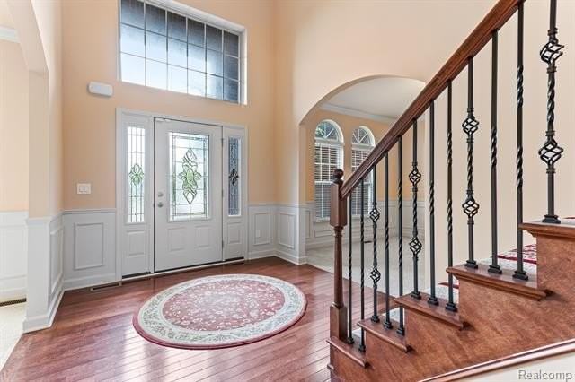 16636 Victoria Ct - Photo 2 of 16