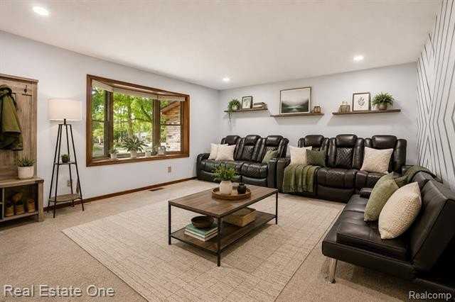 6218 Sturgeon Creek Pkwy - Photo 4 of 31