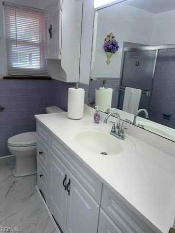 1517 Centre Ave - Photo 7 of 10