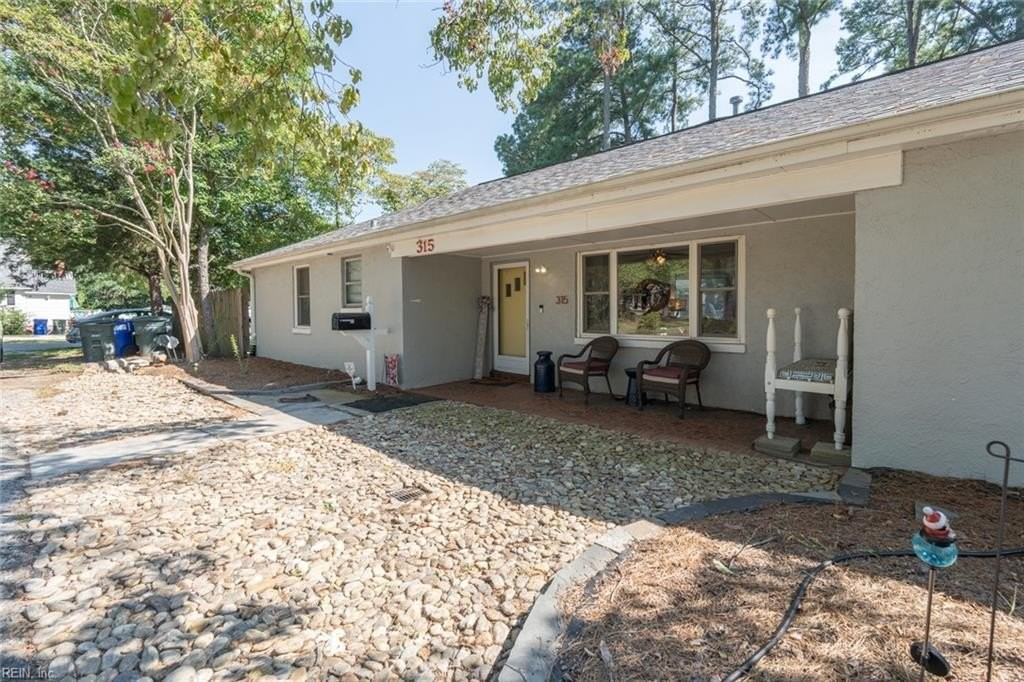 315 Thole St - Photo 3 of 47