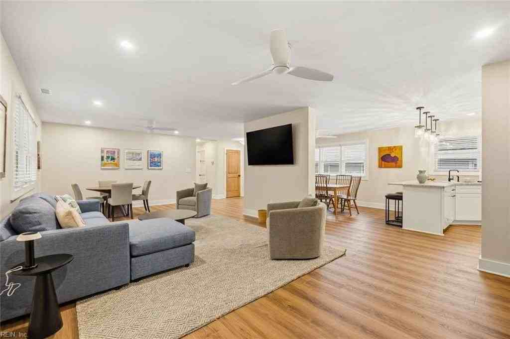 112 72nd St - Photo 6 of 32