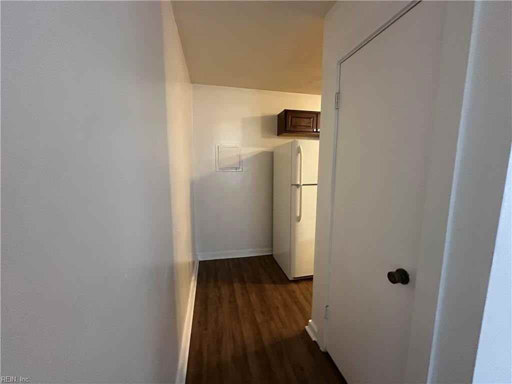 320 Washington St #C - Photo 6 of 15