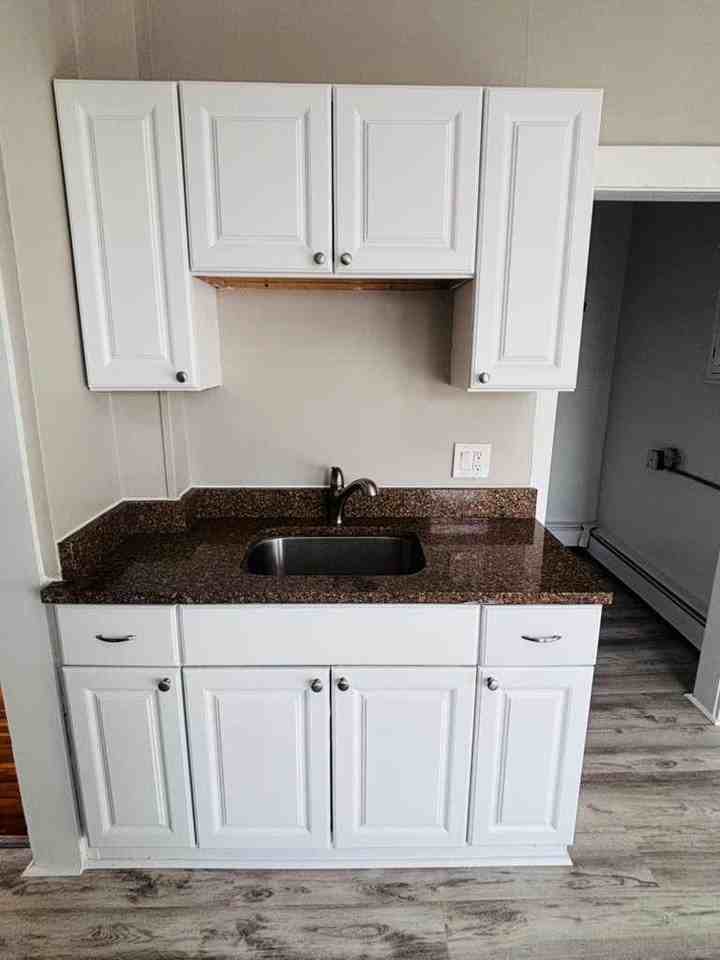 9 Pembroke St - Photo 2 of 6