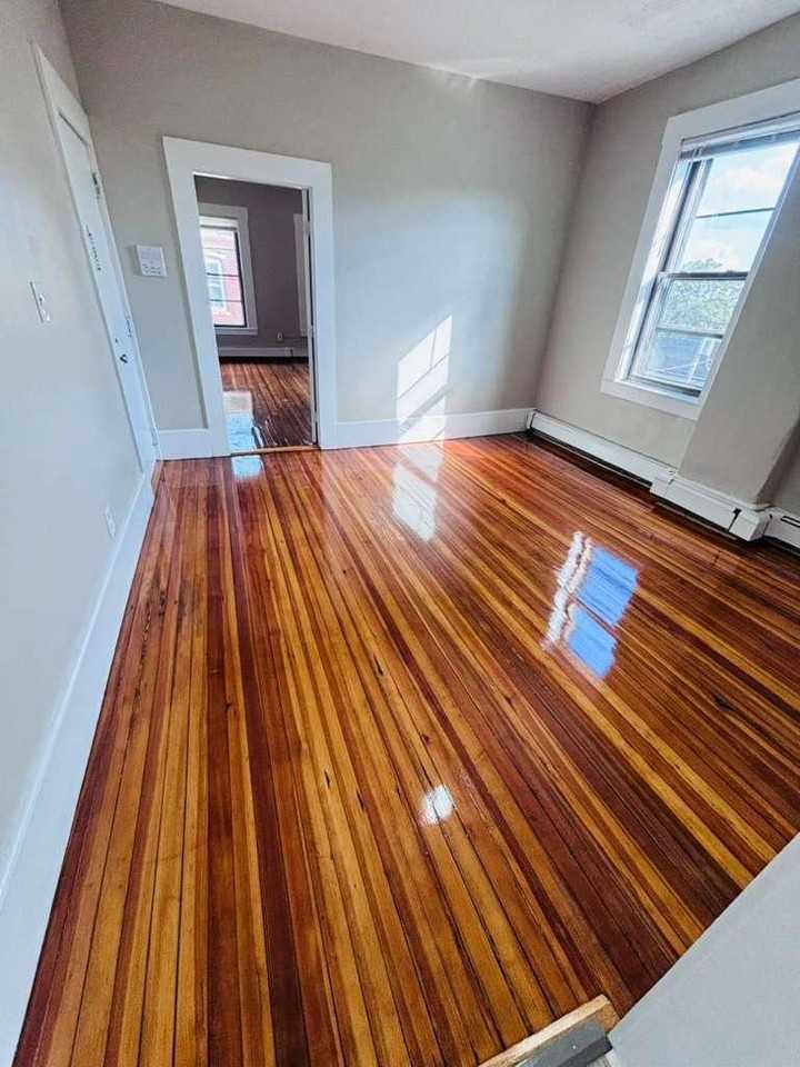 9 Pembroke St - Photo 4 of 6