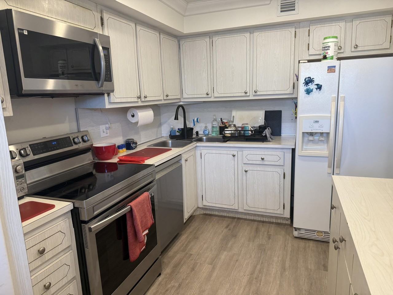 1537 E Hillsboro Blvd #238 - Photo 3 of 48