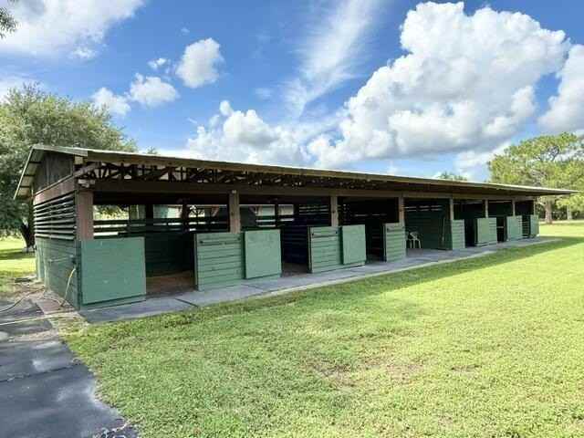 16493 Rustic Rd - Photo 4 of 17
