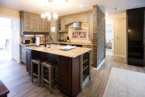 featured image of 938 Arlington Dr