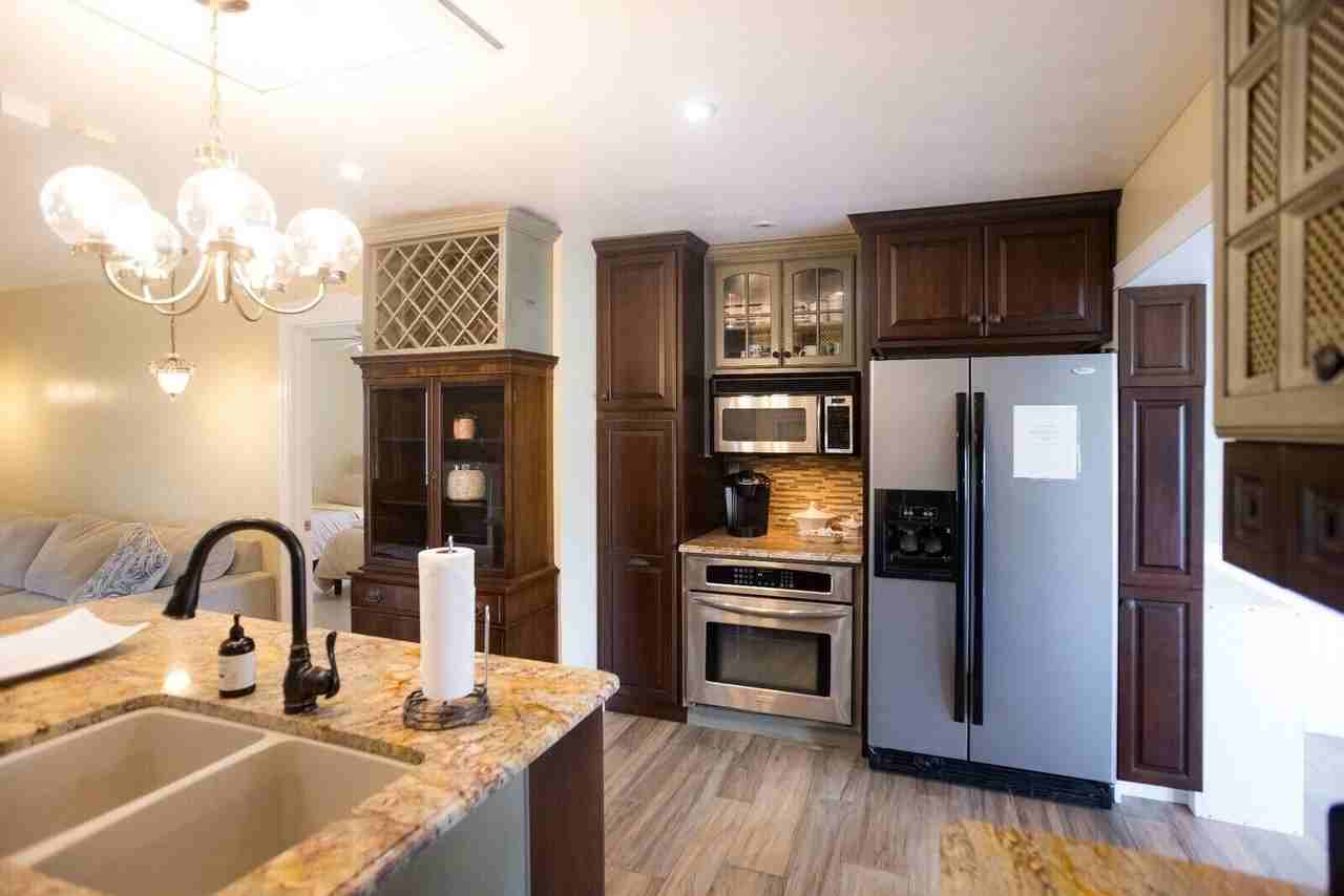 938 Arlington Dr - Photo 4 of 16