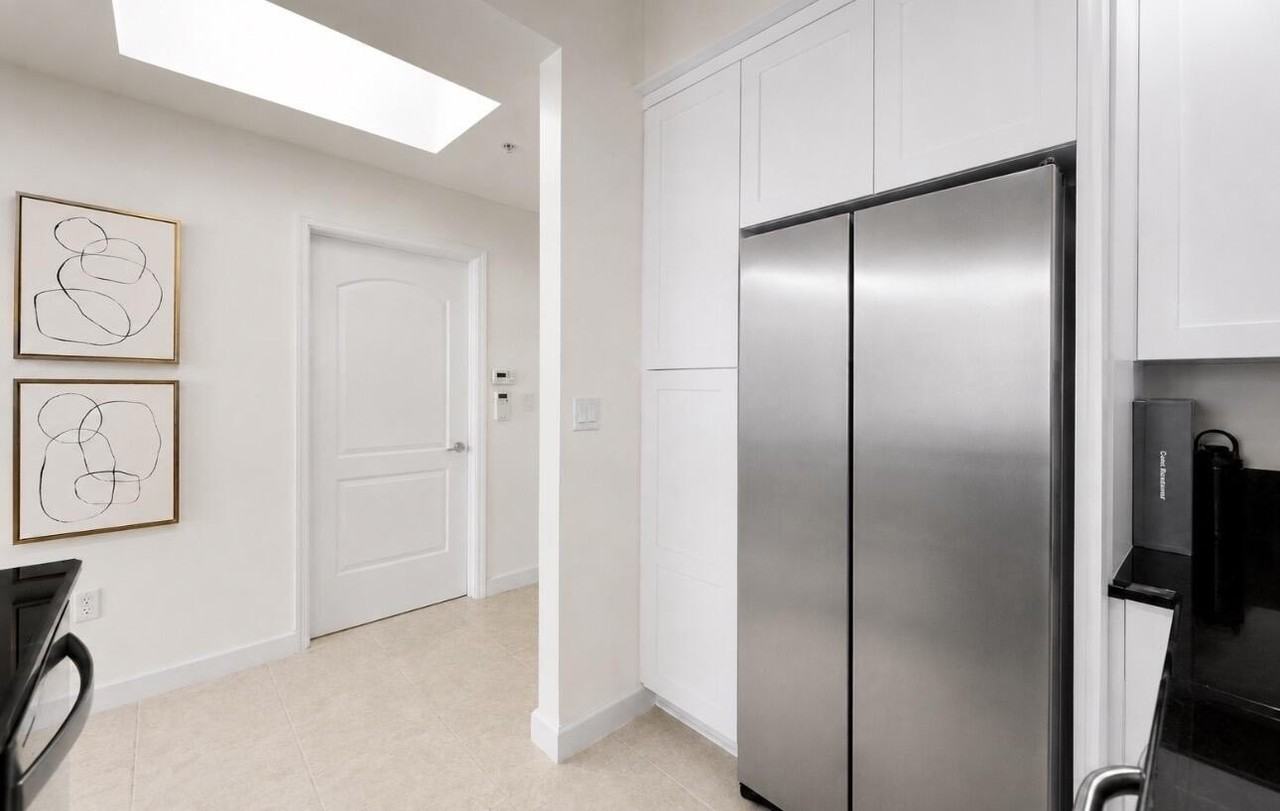801 S Olive Ave #1123 - Photo 4 of 50