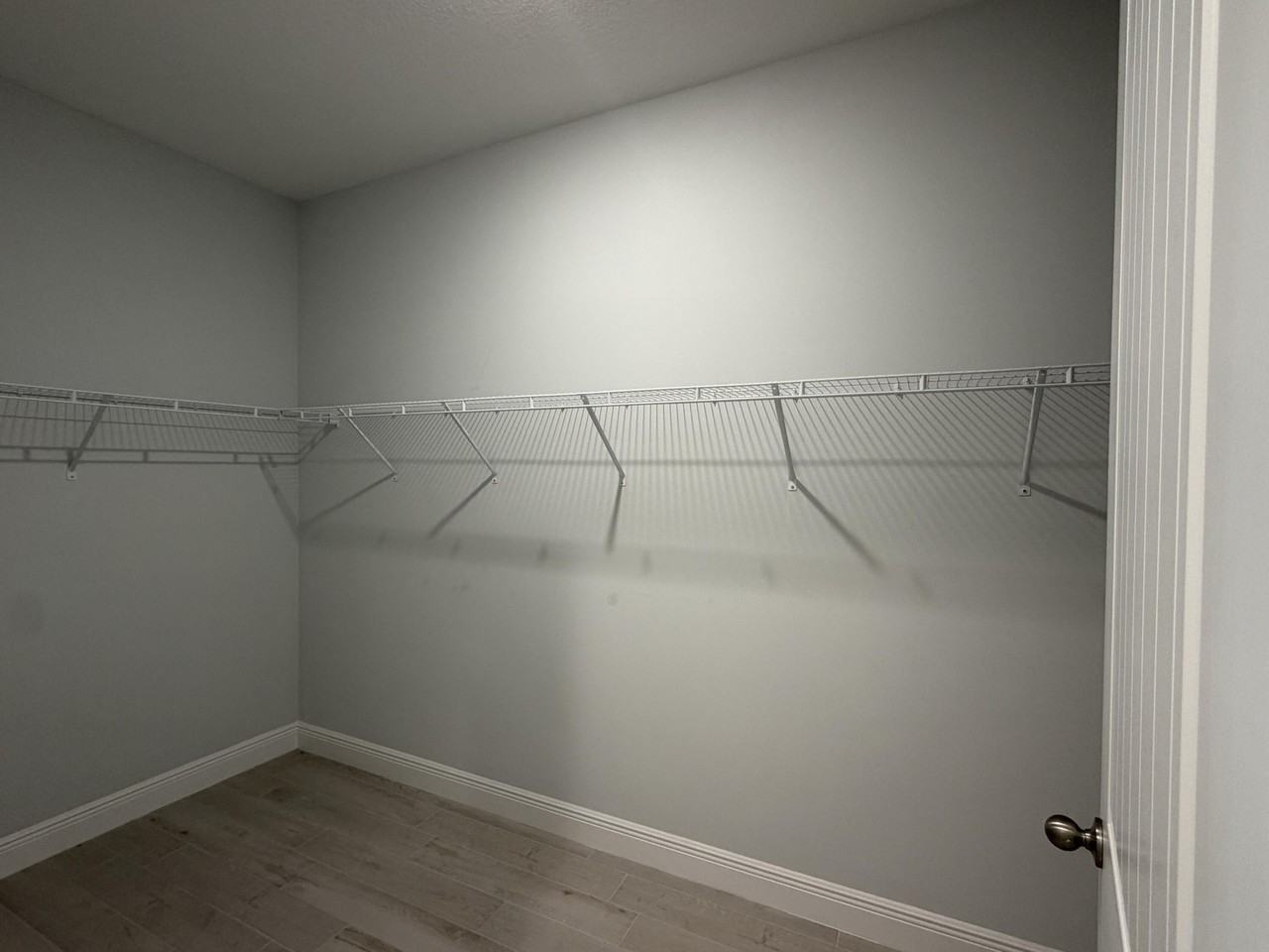 2329 Sw Alminar St - Photo 3 of 14