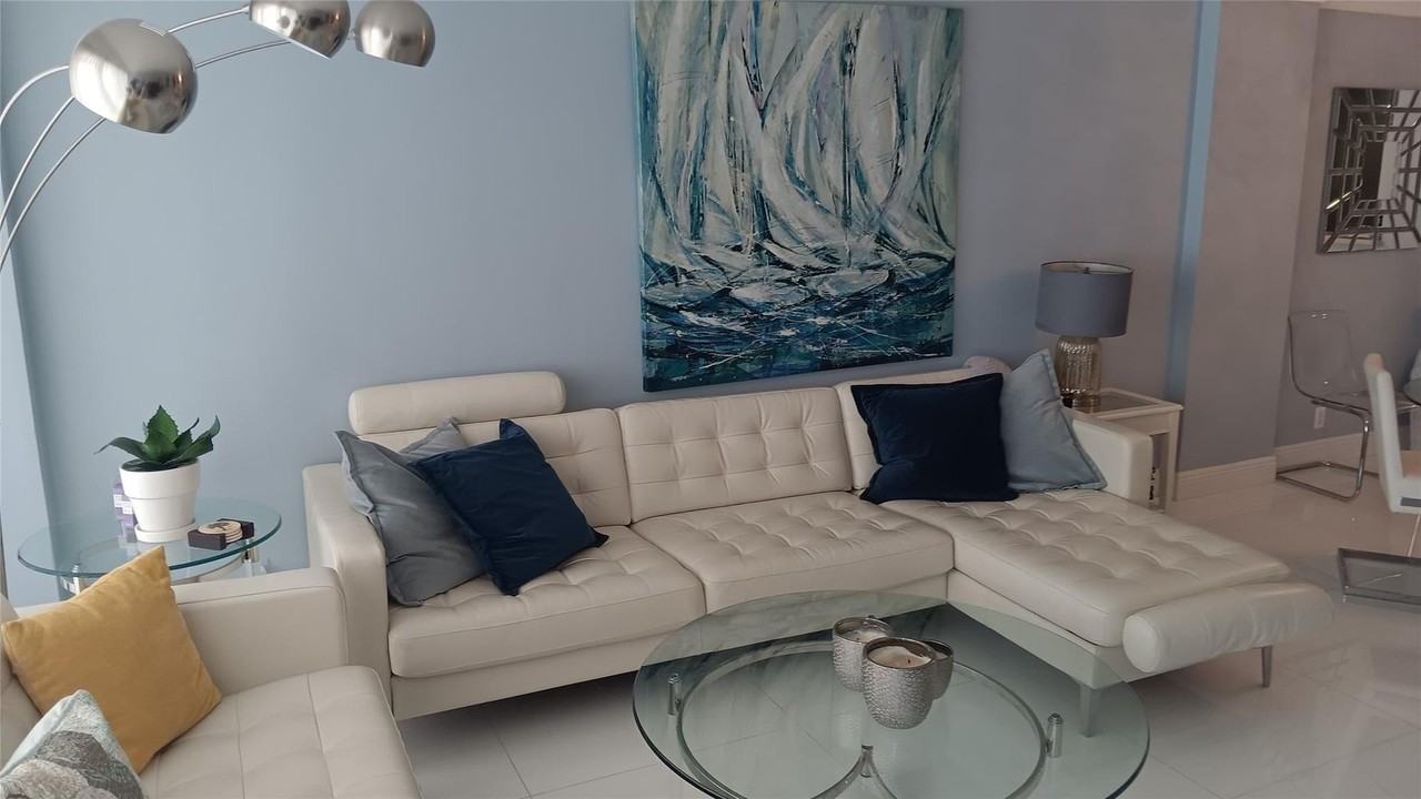 3430 Galt Ocean Dr #803 - Photo 4 of 11
