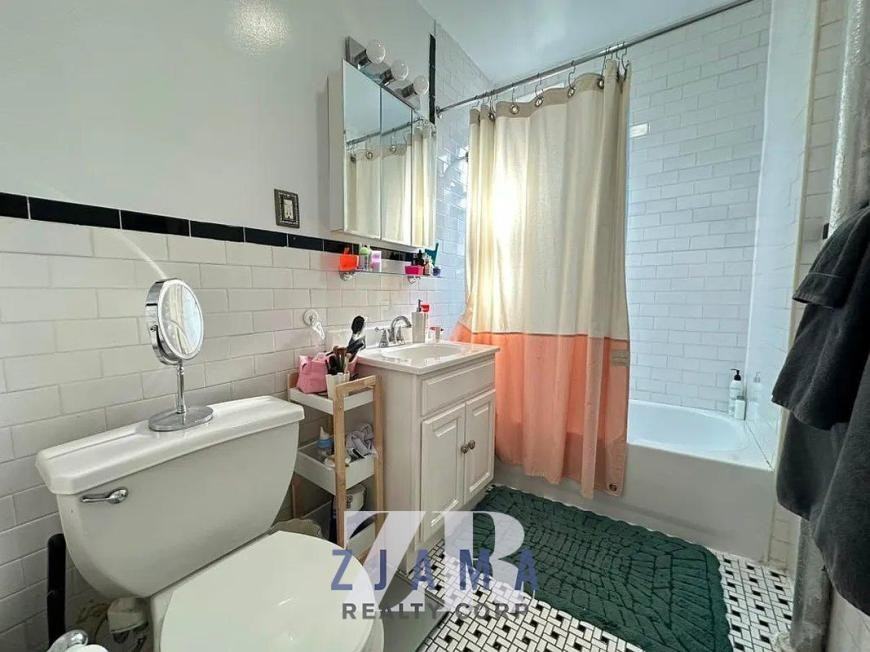 699 Ocean Ave - Photo 6 of 7
