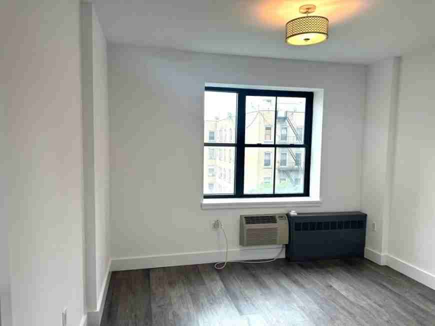 11 Cooper St - Photo 6 of 9